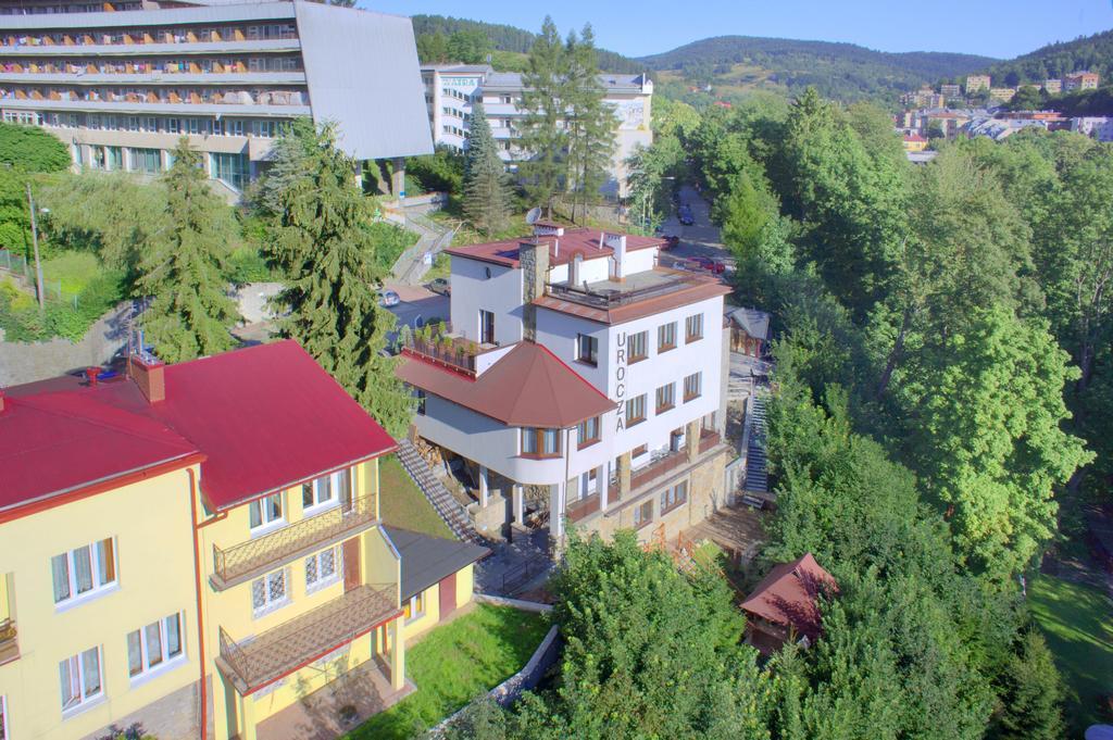 Urocza Art Pensjonat Krynica Zdroj Exterior photo